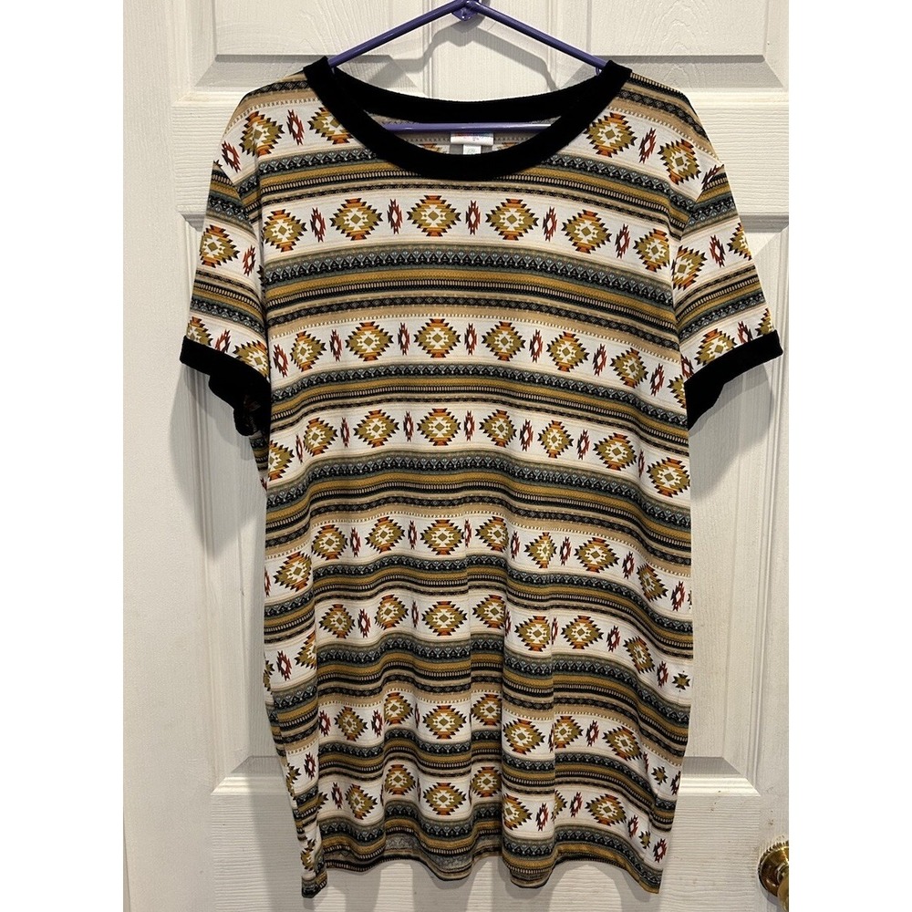 LuLaRoe Women 2XL Liv Aztec Southwestern Ringer Tee‎ Short Sleeve Multicolor Top